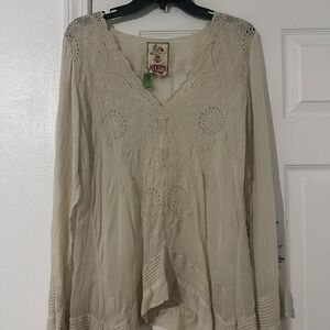 VINTAGE Johnny Was Cream Embroidered V-Neck Blouse